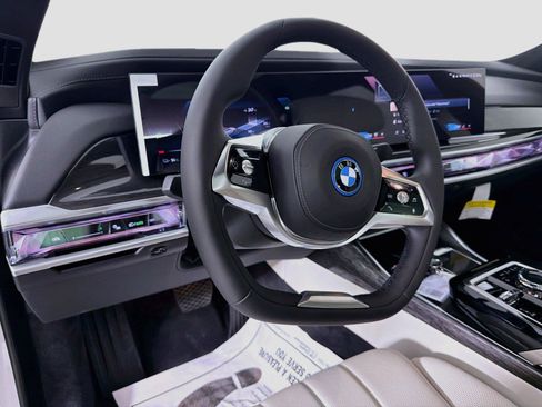 New 2026 BMW i7 eDrive50 w/ Executive Package RWD image 9