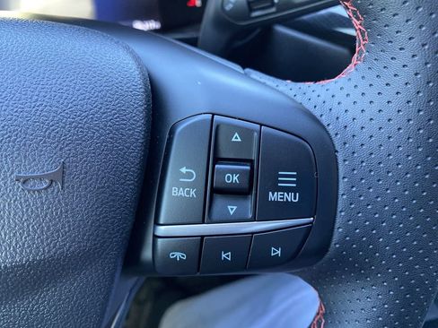 Certified 2025 Ford Escape ST-Line w/ Tech Pack #1 image 32