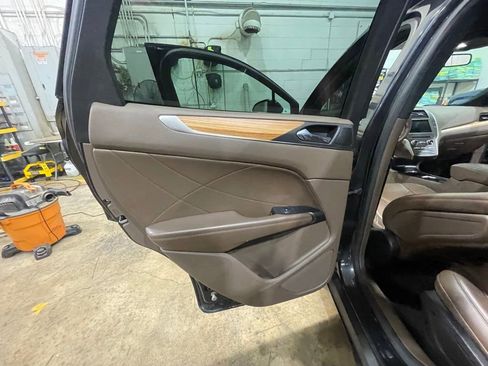 Used 2015 Lincoln MKC AWD w/ Equipment Group 102A Reserve image 28