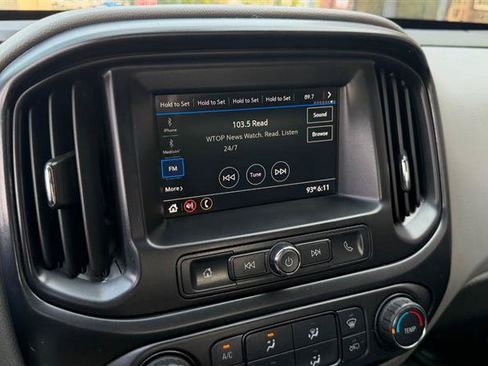 Used 2019 Chevrolet Colorado W/T RWD image 19