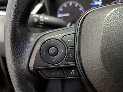 Used 2024 Toyota Corolla LE image 18