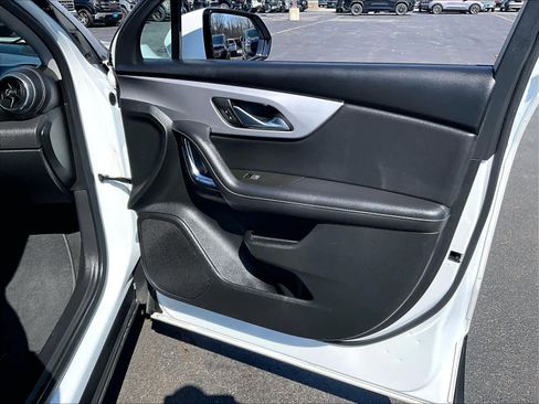 Used 2023 Chevrolet Blazer LT image 12