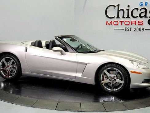 Used 2007 Chevrolet Corvette Convertible w/ Preferred Equipment Group image 10
