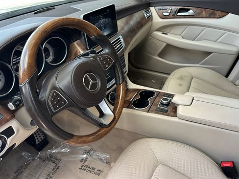 Used 2017 Mercedes-Benz CLS 550 image 11
