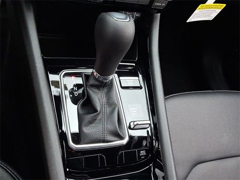 New 2026 Jeep Compass Limited image 11