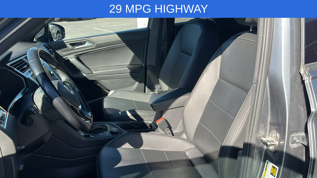 Used 2019 Volkswagen Tiguan SEL Premium R-Line AWD/4WD image 10