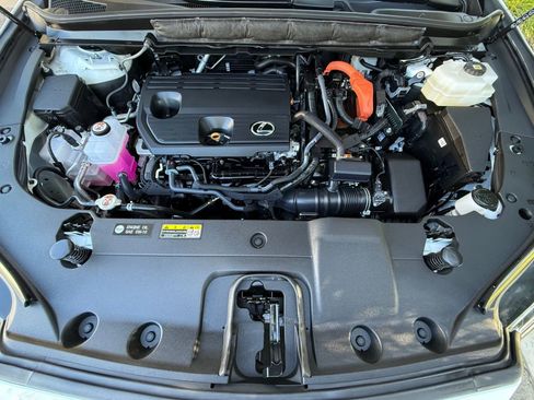 Used 2024 Lexus RX 350h image 34