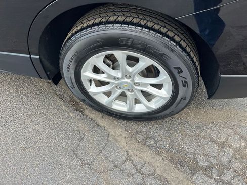 Used 2018 Chevrolet Equinox LT image 33