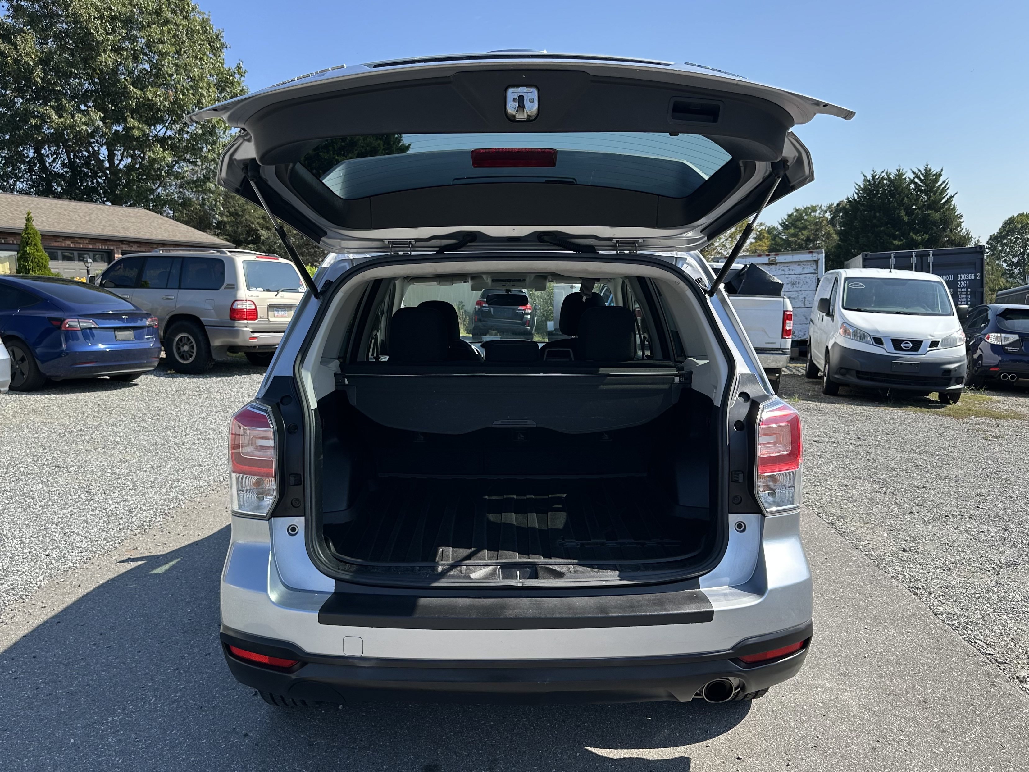 Used 2017 Subaru Forester 2.5i Premium AWD/4WD image 13