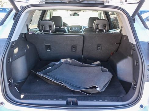 Used 2020 GMC Terrain SLT w/ Preferred Package image 37