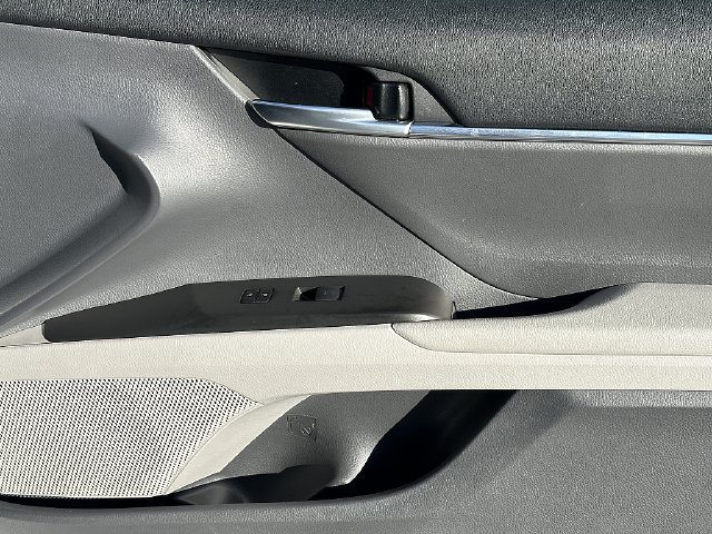 Used 2024 Toyota Camry LE FWD image 11