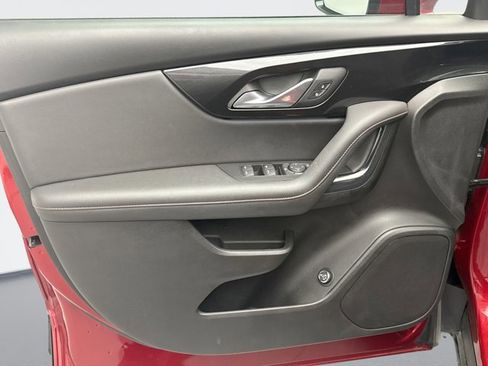 Used 2022 Chevrolet Blazer RS image 9