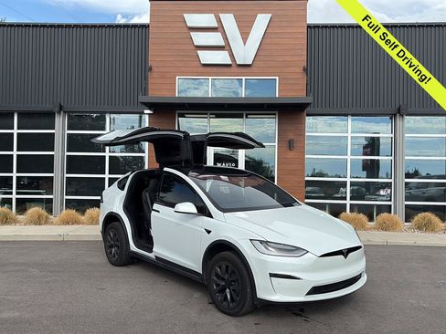 Used 2023 Tesla Model X Plaid AWD/4WD image 1