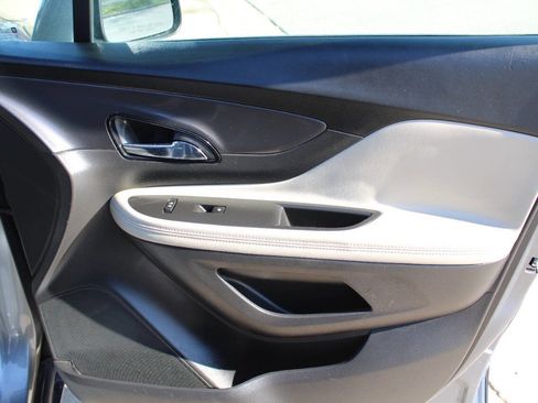 Used 2019 Buick Encore Preferred image 12