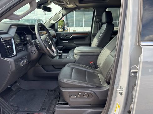 Used 2025 GMC Sierra 1500 Denali w/ Denali Reserve Package image 11