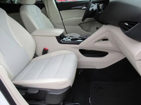 Used 2021 Buick Envision Preferred image 9