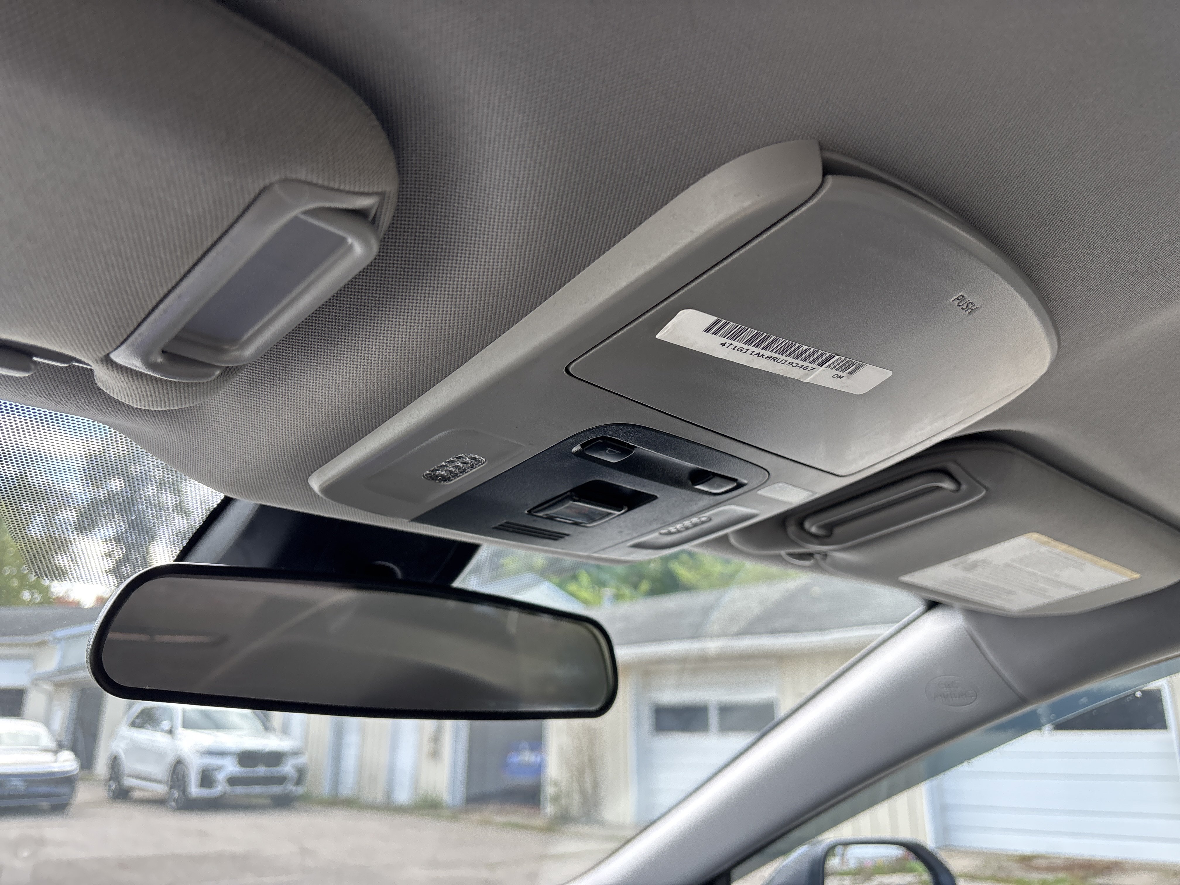 Used 2024 Toyota Camry SE FWD image 23