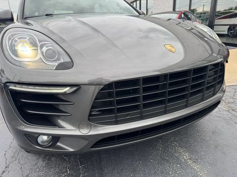 Used 2018 Porsche Macan AWD/4WD image 8