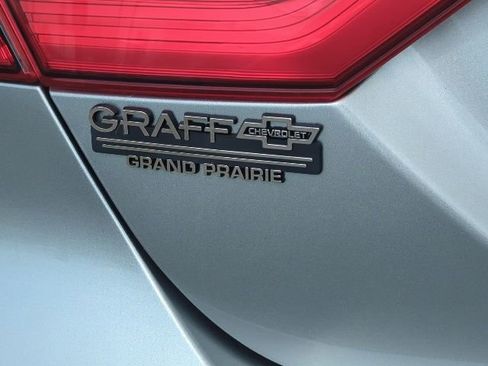 Used 2020 Toyota Camry L image 30