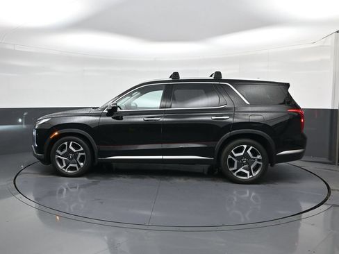 Used 2023 Hyundai Palisade SEL w/ Premium Package AWD/4WD image 4