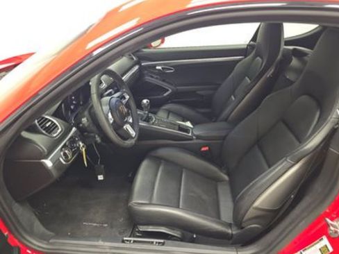 Used 2025 Porsche 718 Cayman GTS RWD image 5
