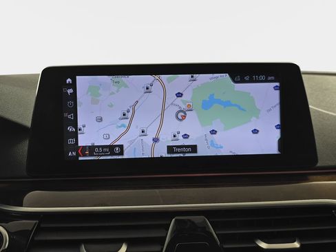 Used 2018 BMW 530i xDrive AWD/4WD image 25
