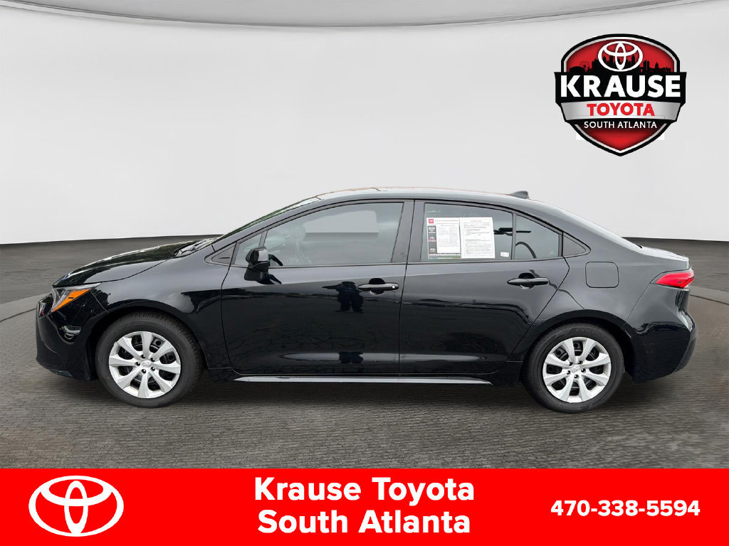Used 2026 Toyota Corolla LE FWD image 4