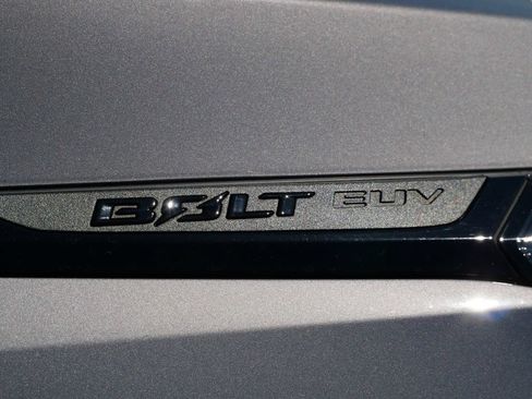 Used 2023 Chevrolet Bolt EUV LT w/ Driver Confidence Package FWD image 10