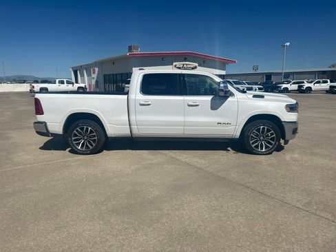 Used 2025 RAM 1500 Limited AWD/4WD image 7