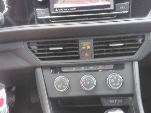 Used 2024 Volkswagen Jetta S FWD image 16