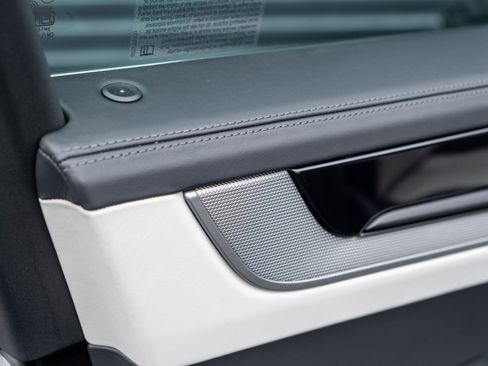 New 2026 Porsche Cayenne E-Hybrid image 17