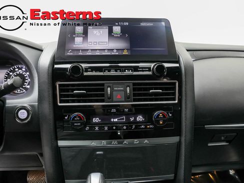 Used 2023 Nissan Armada SL w/ Midnight Edition Package image 18
