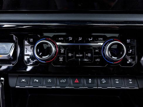 Used 2025 GMC Sierra 1500 Pro w/ Pro Value Package image 27