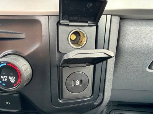 Used 2024 Ford F550 4x4 Crew Cab Super Duty image 31