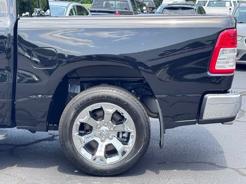 Used 2022 RAM 1500 Big Horn AWD/4WD image 39
