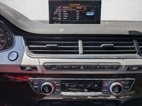 Used 2019 Audi Q7 2.0T Premium Plus w/ Premium Plus Package AWD/4WD image 15