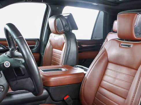 Used 2023 GMC Yukon Denali Ultimate image 29