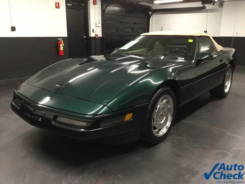 Used 1995 Chevrolet Corvette Convertible image 16