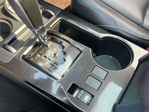 Used 2019 Toyota 4Runner Limited AWD/4WD image 21