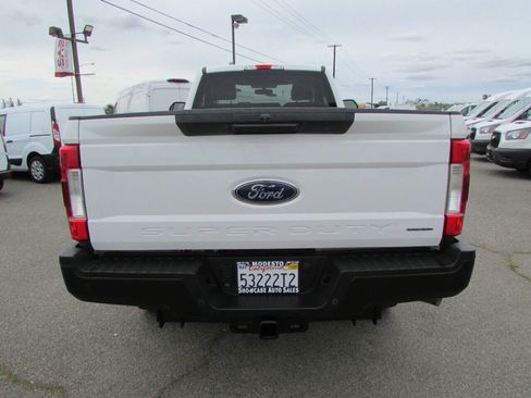 Used 2019 Ford F250 XL w/ Power Equipment Group image 7
