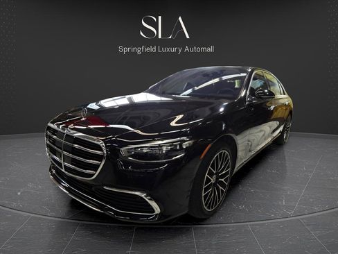 Used 2022 Mercedes-Benz S 580 S 580 w/ AMG Line Package image 9