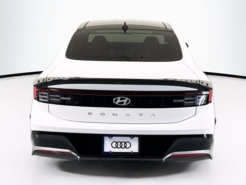 Used 2024 Hyundai Sonata SEL w/ Convenience Package FWD image 6