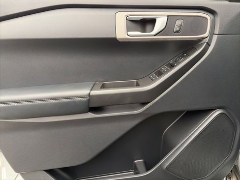 Used 2025 Ford Explorer 4WD Police Interceptor image 15