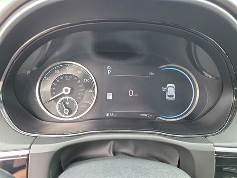Used 2025 Genesis GV70 2.5T AWD/4WD image 19