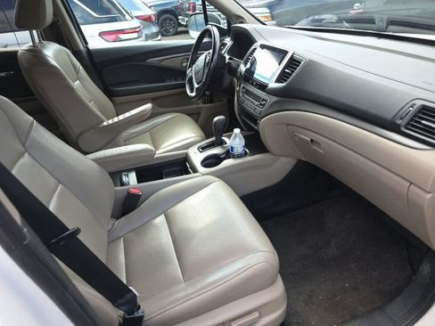 Used 2016 Honda Pilot EX-L image 3