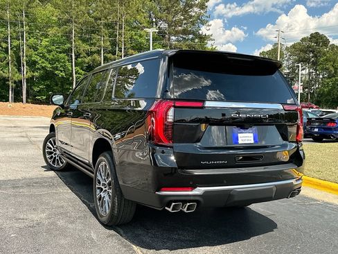 New 2026 GMC Yukon XL Denali w/ Denali Reserve Package AWD/4WD image 6