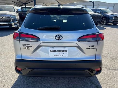 Used 2025 Toyota Corolla Cross AWD Hybrid w/ Convenience Package image 5