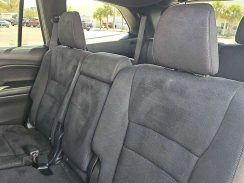 Certified 2022 Honda Pilot Sport image 24