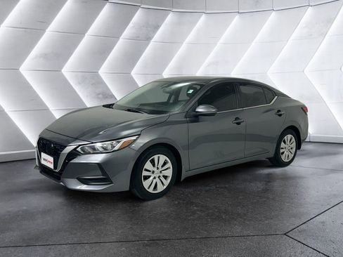 Used 2022 Nissan Sentra S w/ Trunk Package image 3