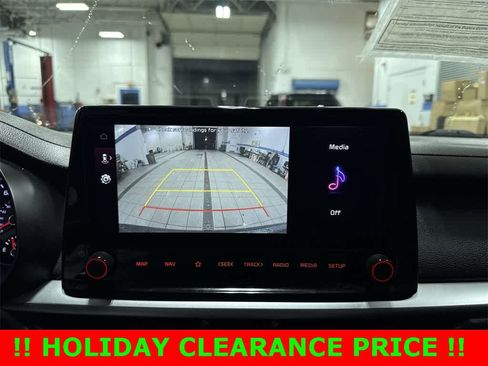 Used 2023 Kia Forte GT-Line image 24